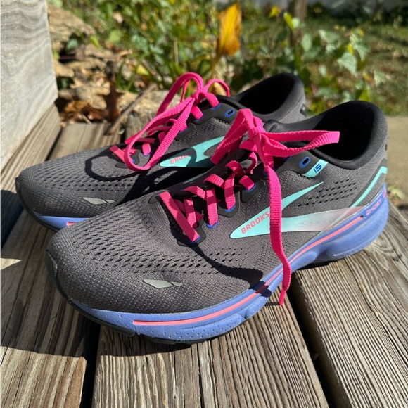 Brooks Ghost 15 Pink and Purple Running Sneakers Walking Shoes Long Distance - Picture 4 of 7